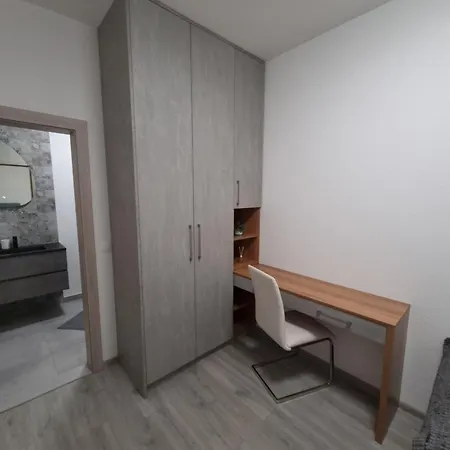 Apartment Apartman Luna Makarska