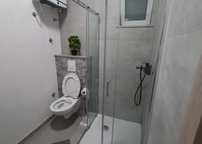 Luna Апартаменти *